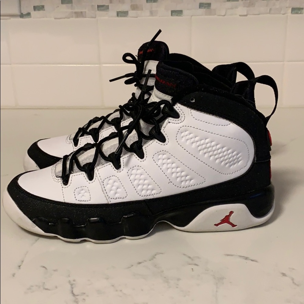 Jordan 9 Retro - gently used!